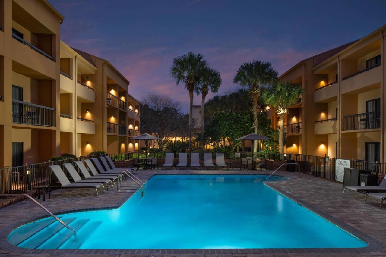 Courtyard By Marriott Jacksonville At The Mayo Clinic Campus/Beaches Extérieur photo