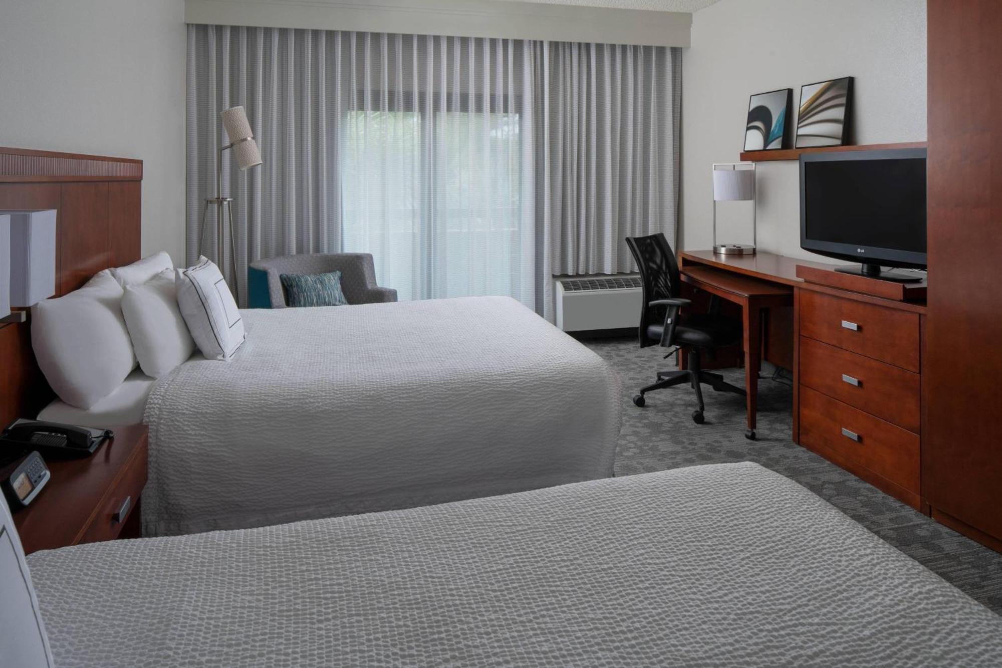 Courtyard By Marriott Jacksonville At The Mayo Clinic Campus/Beaches Extérieur photo