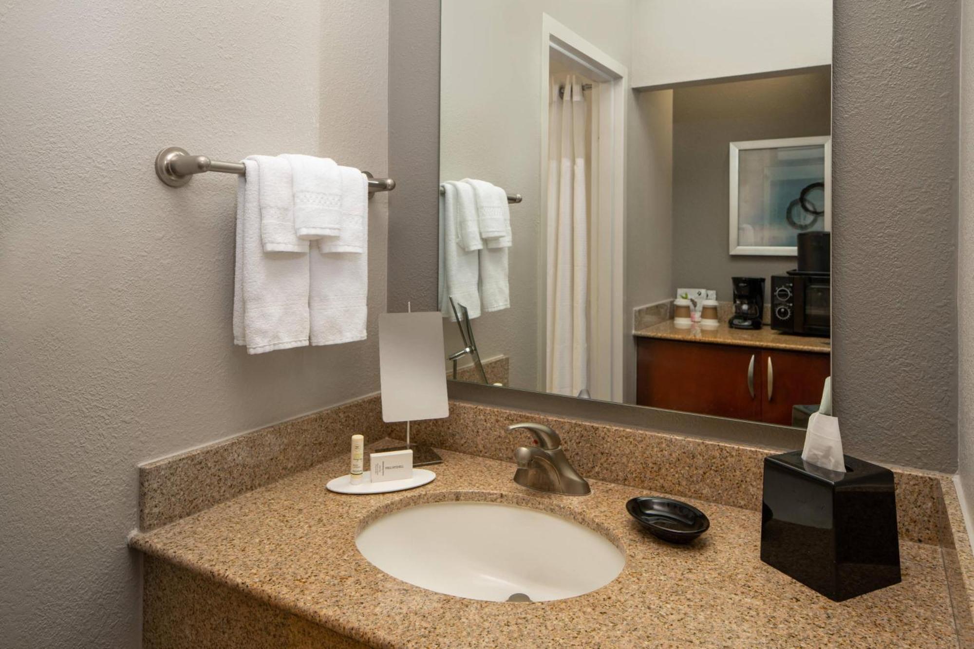 Courtyard By Marriott Jacksonville At The Mayo Clinic Campus/Beaches Extérieur photo