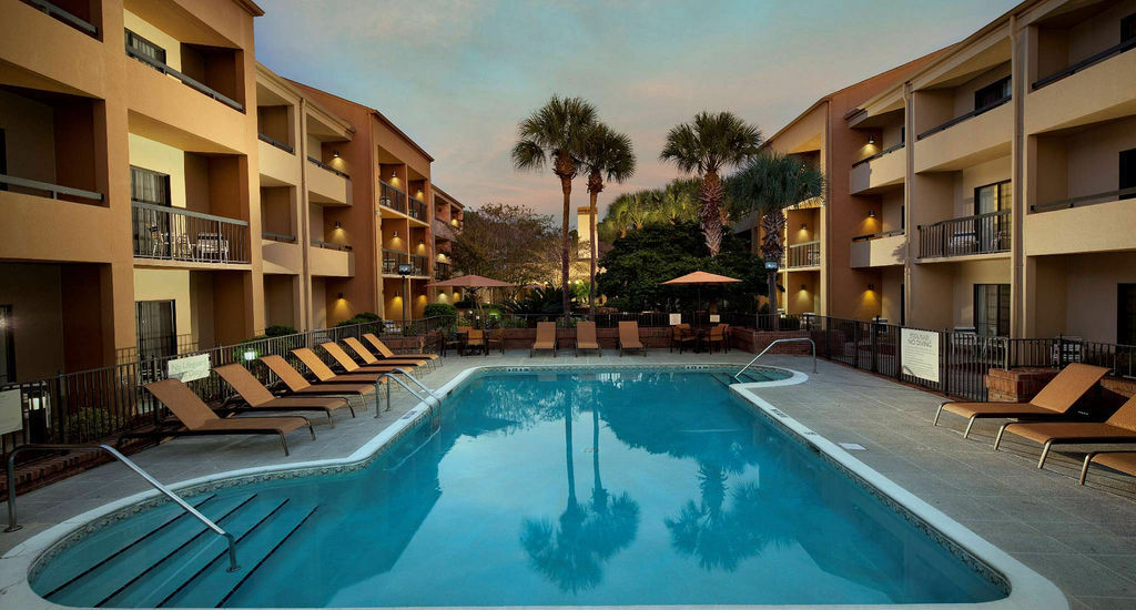 Courtyard By Marriott Jacksonville At The Mayo Clinic Campus/Beaches Extérieur photo