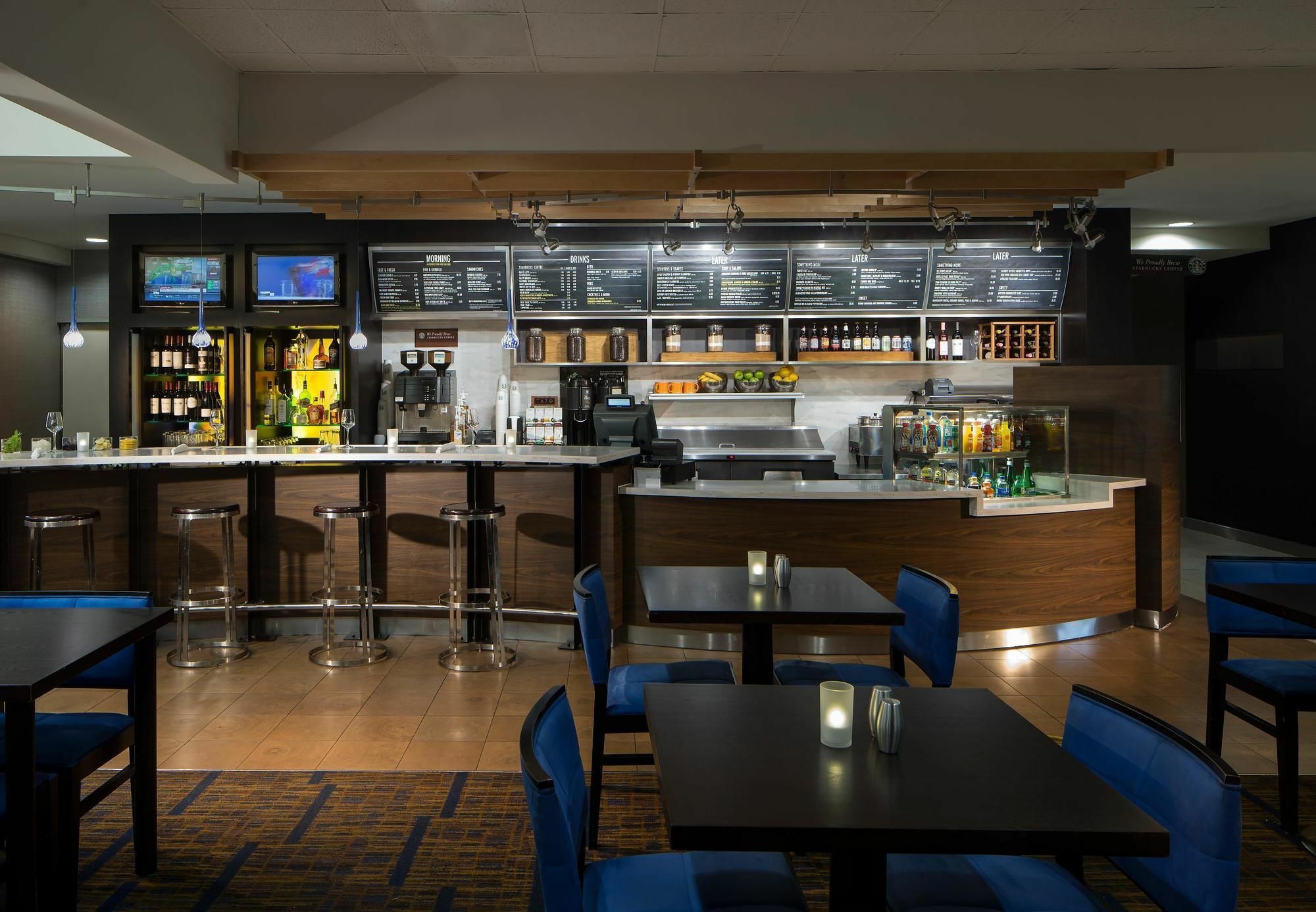 Courtyard By Marriott Jacksonville At The Mayo Clinic Campus/Beaches Extérieur photo